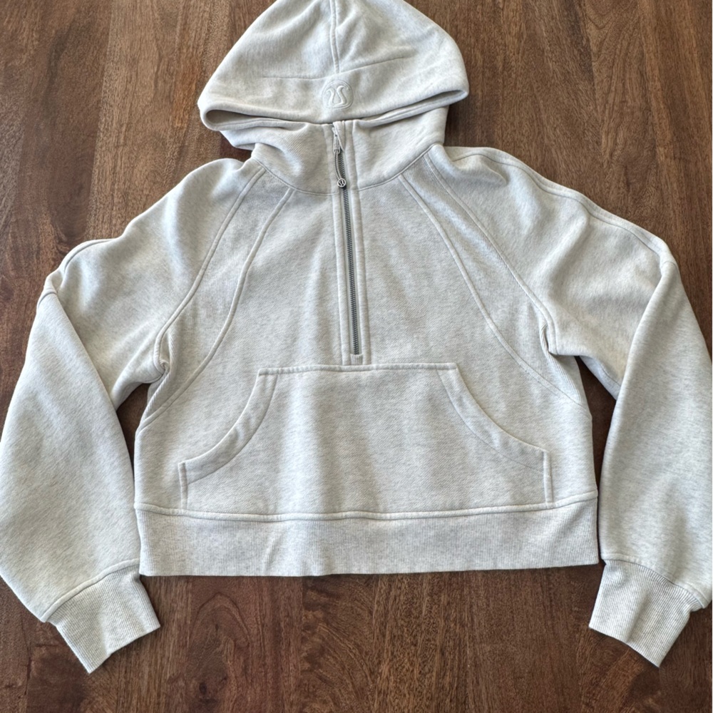 Lululemon cropped 3/4 zip scuba with hood